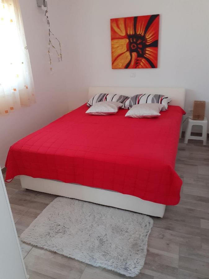 Apartman Sunce Nin Eksteriør bilde